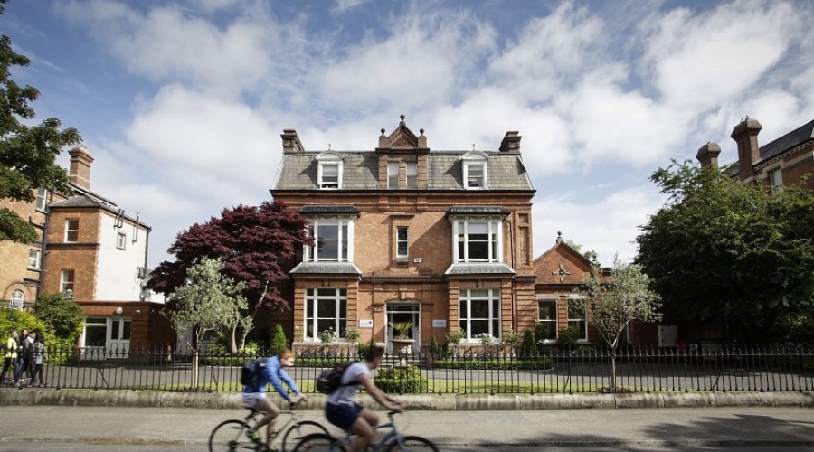 Emerald Cultural Institute - Trinity College - Dublin - İrlanda