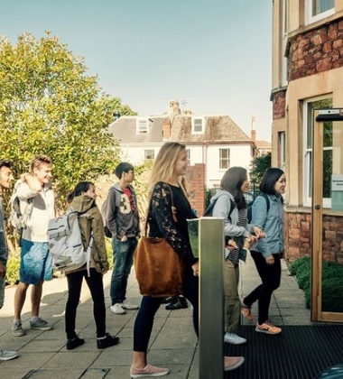 The English Language Centre - Chester - İngiltere