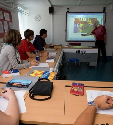 Cambridge Academy of English - Cambridge - İngiltere