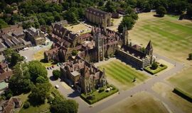 CHARTERHOUSE SCHOOL - INGILTERE - GRUP LIDERLI