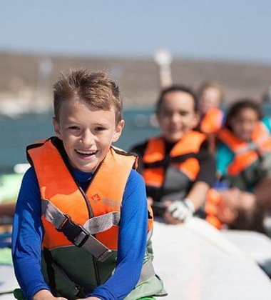 Geleceğin Yıldızları Sörf Kampı (Alaçatı)