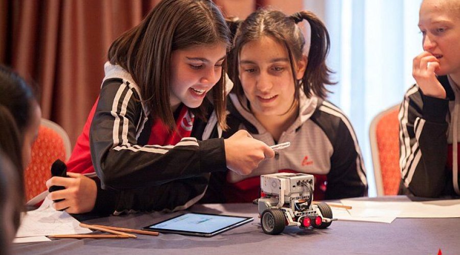 Geleceğin Yıldızları S.T.E.M. Kampı (Uludağ)