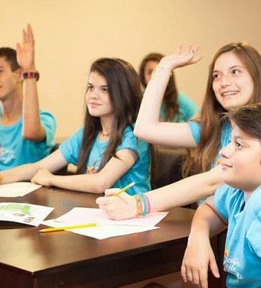 Geleceğin Yıldızları İngilizce Deniz Kampı (Çeşme)