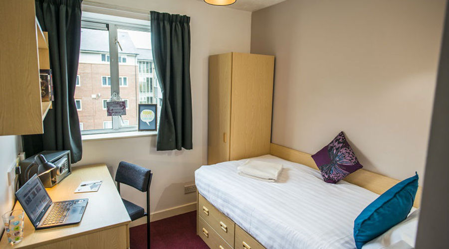 Cambridge School of Visual & Performing Arts  - Cambridge - İngiltere