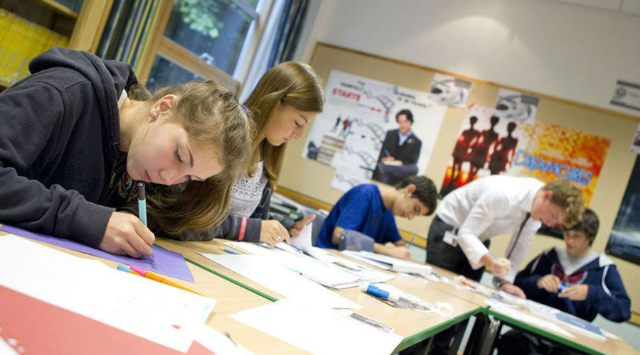 Bell The Leys School   Cambridge - İngiltere