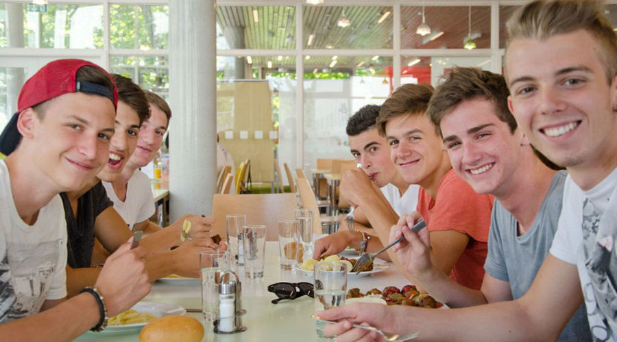 Humboldt Institut - Berlin Teenager - Almanya