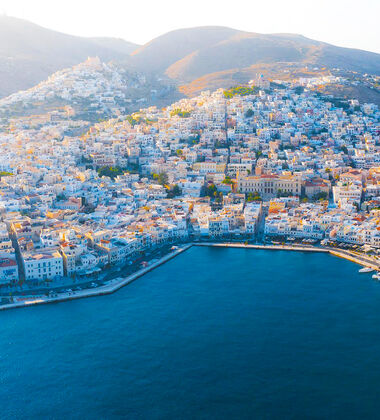 Celestyal Discovery ile Iconic Aegean Yunan Adaları & Atina Kış Programı Cruise Turu