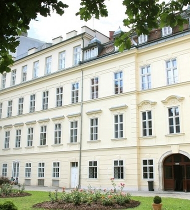 Actilingua Academy - Viyana - Avusturya