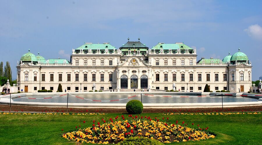 YILBAŞI’NDA TUNA NEHRİ’NDE 5 YILDIZLI NEHİR GEMİSİ İLE ORTA AVRUPA İZMİR’DEN DİREKT SEFER İLE(CHARTER)