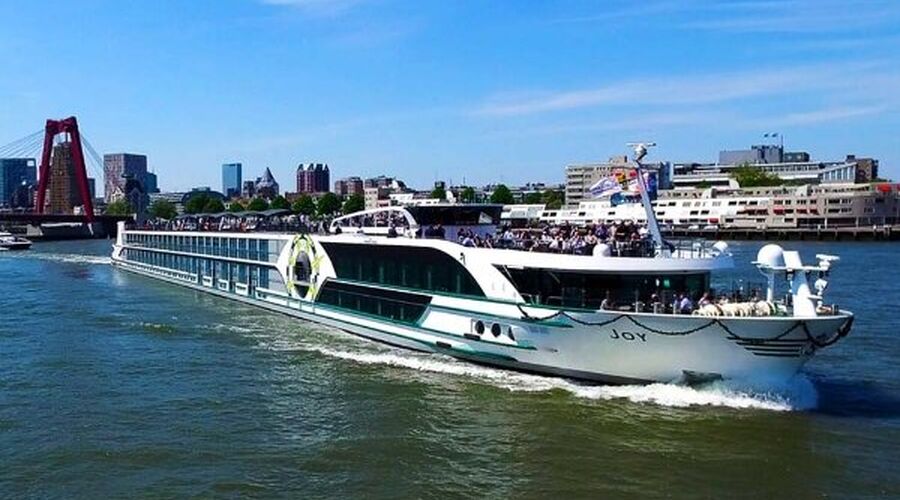 YILBAŞI’NDA TUNA NEHRİ’NDE 5 YILDIZLI NEHİR GEMİSİ İLE ORTA AVRUPA İZMİR’DEN DİREKT SEFER İLE(CHARTER)