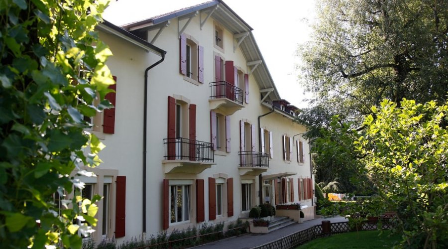 College du Leman - Cenevre - İsviçre