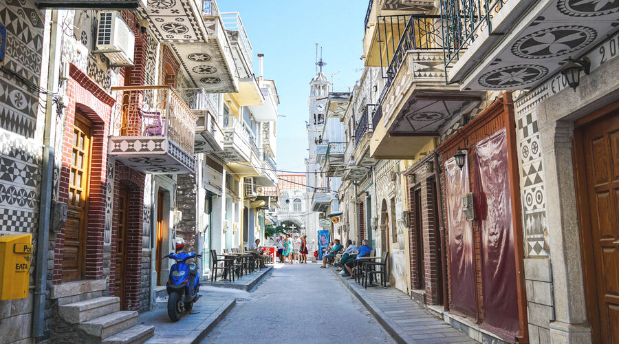 Sakız Adası Mostra Karnavalı Günübirlik