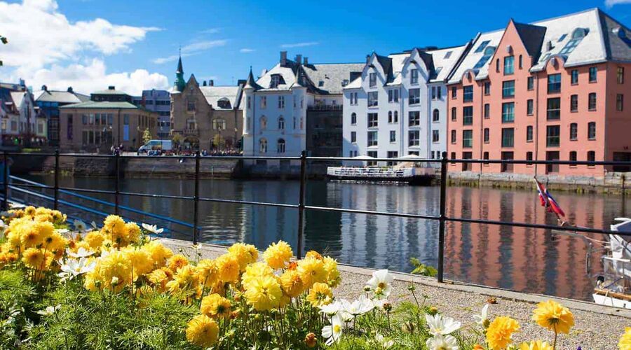 İZMİR'DEN DİREK SEFER MSC EURIBIA İLE NORVEÇ FİYORDLARI AĞUSTOS AYI ÖZEL PROGRAM