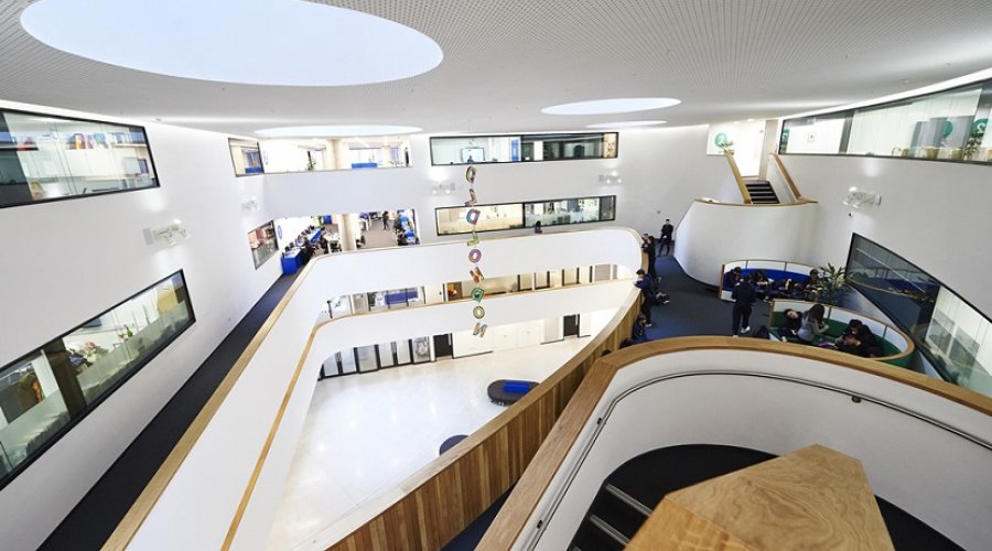 Academic Summer - DLD College London - Yatılı