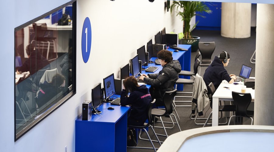 Academic Summer - DLD College London - Yatılı