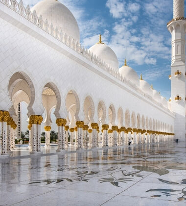 İzmir Çıkışlı Dubai & Abu Dhabi