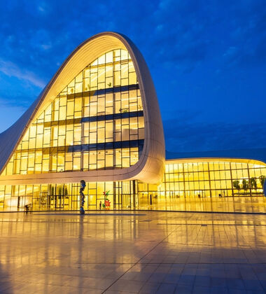 İZMİR ÇIKIŞLI VİZESİZ AZERBAYCAN – BAKÜ TURU ATEŞLER DİYARI