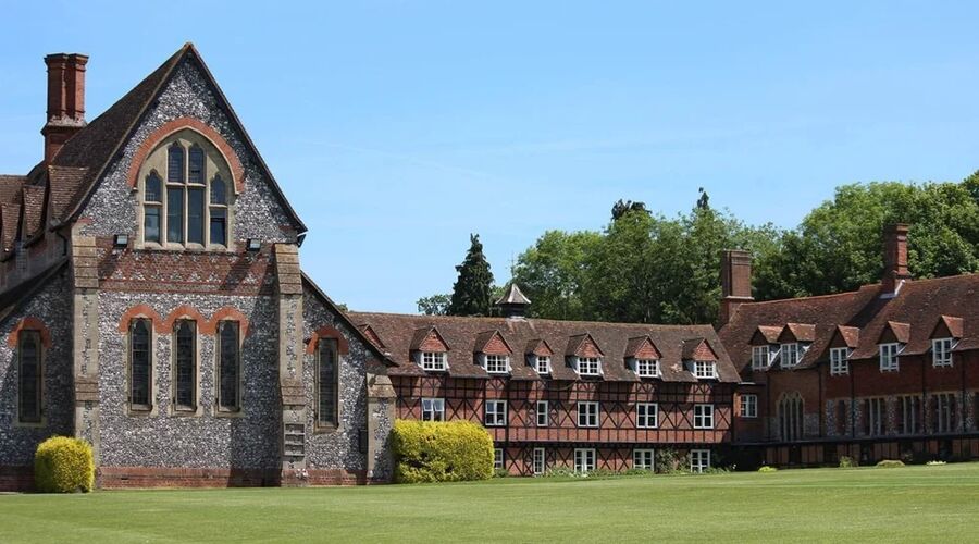 Nike Football with Chelsea FC - Bradfield College