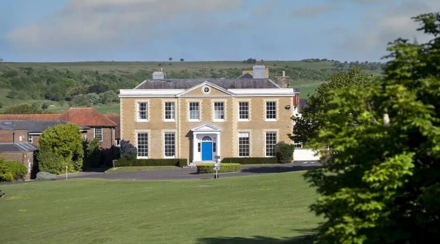 Oxford International College Brighton