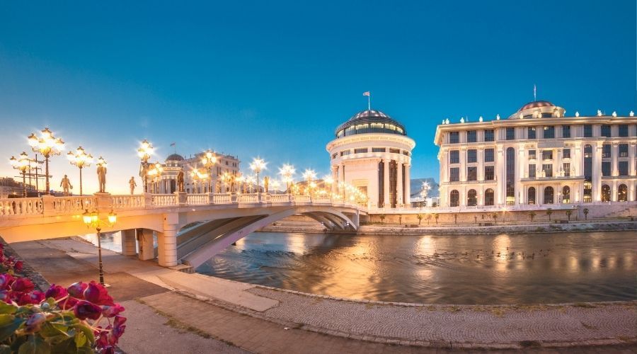 İzmir Çıkışlı Yılbaşı   Vizesiz  Yılbaşı Belgrad  Ohrid-Üsküp Turu
