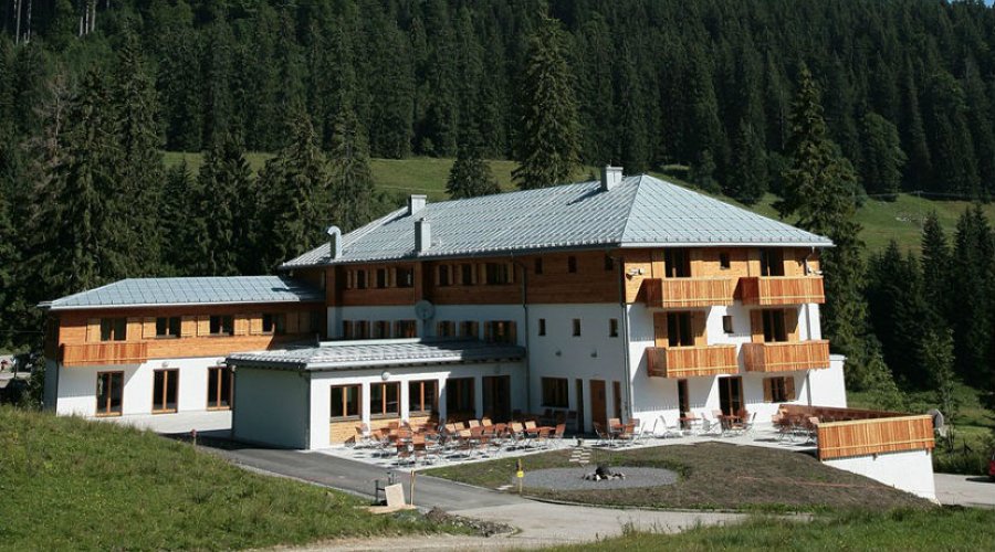 GLS - Munich - Adventure - Camp - Almanya