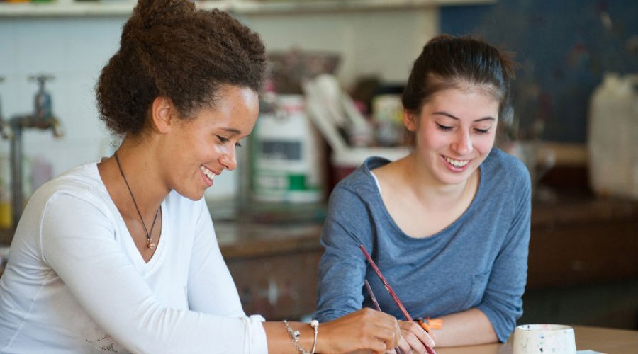 Earlscliffe College Summer School - Folkestone - İngiltere