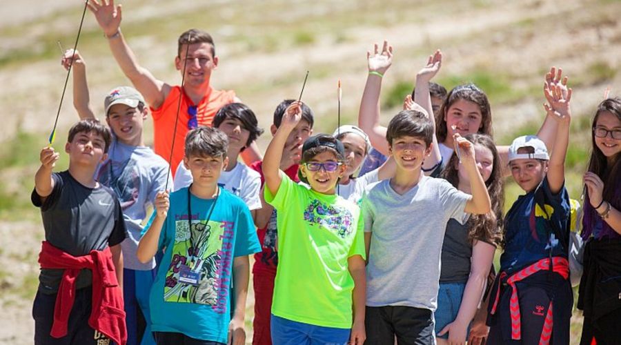 Geleceğin Yıldızları İngilizce Gelişim Kampı (Uludağ)