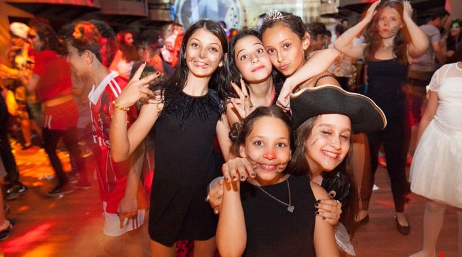 Geleceğin Yıldızları İngilizce Gelişim Kampı (Uludağ)