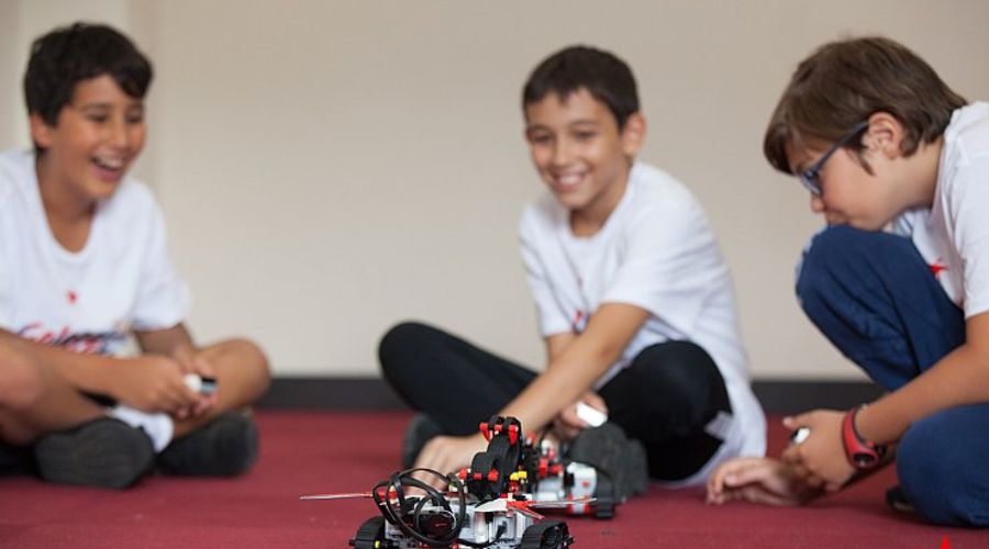 Geleceğin Yıldızları S.T.E.M. Kampı (Uludağ)