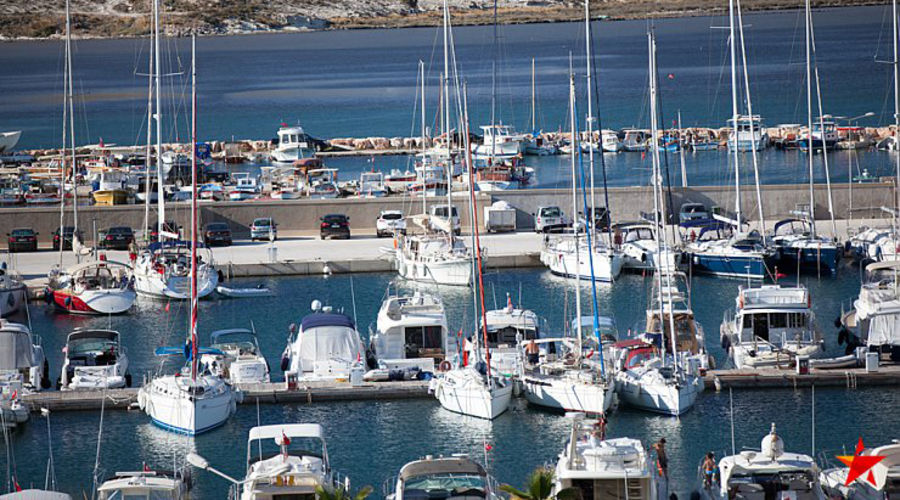 Geleceğin Yıldızları Sörf Kampı (Alaçatı)