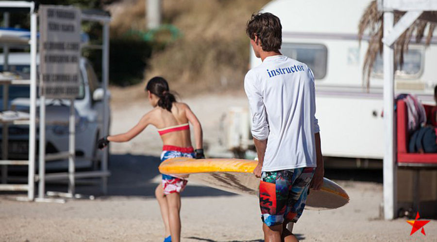 Geleceğin Yıldızları Sörf Kampı (Alaçatı)